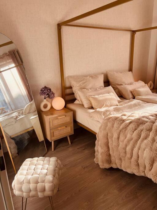 Amalfi Home - Stylish Apartment With Terrace シェーネフェルト エクステリア 写真