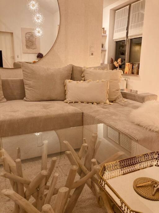 Amalfi Home - Stylish Apartment With Terrace シェーネフェルト エクステリア 写真