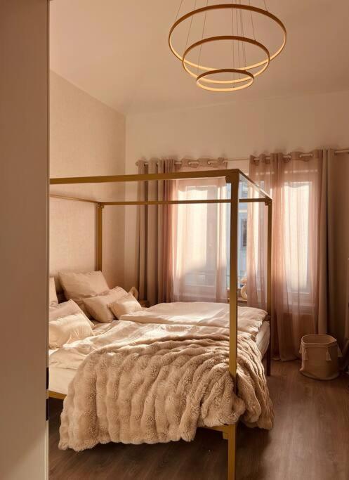 Amalfi Home - Stylish Apartment With Terrace シェーネフェルト エクステリア 写真