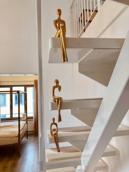 Amalfi Home - Stylish Apartment With Terrace シェーネフェルト エクステリア 写真